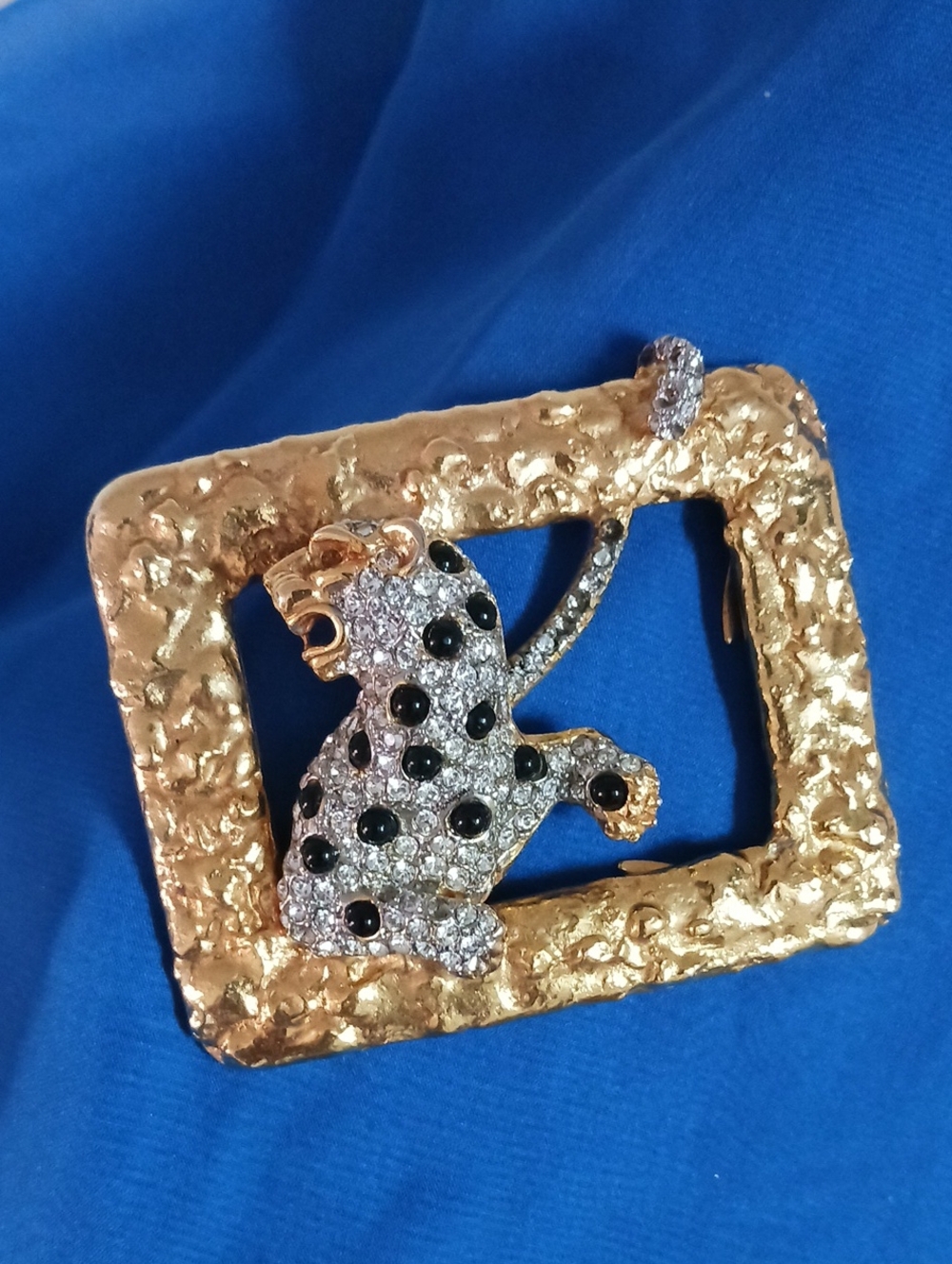 KENNETH JAY LANE BLK LEOPARD BUCKLE AS IS
